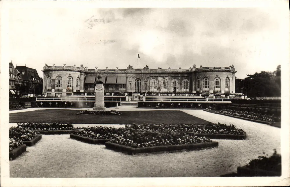 Le Casino de Deauville — vue du bâtiment et du jardin — éditeur G. Réard, n° 100 - Awers