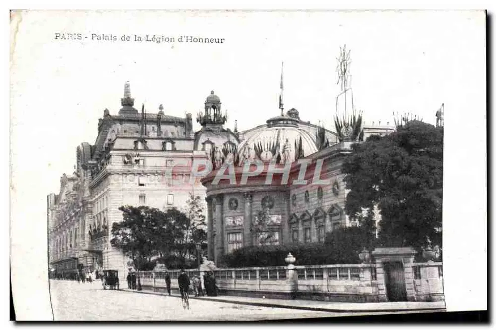 París - Palacio de la Legión de Honor — vista arquitectónica — editor no identificado - Anverso