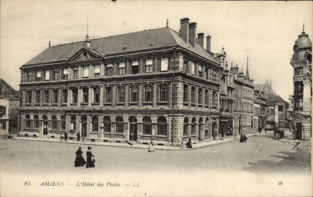 Amiens — O Hotel das Correios — LL. n°81 - Frente