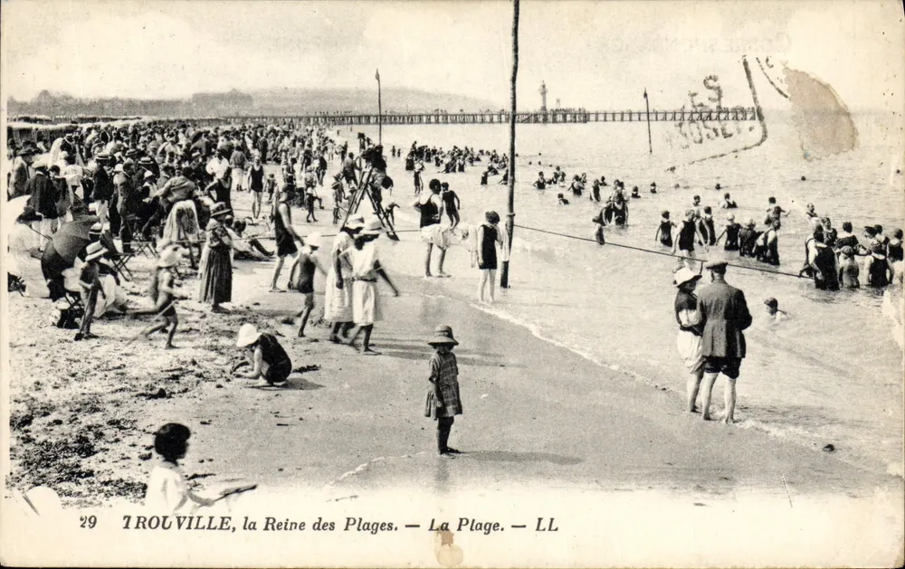 TROLUVILLE, die Königin der Strände. — Der Strand. — LL - Vorderseite