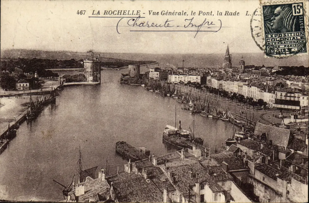La Rochelle - Allgemeiner Blick, die Brücke, der Hafen — L.C. — Internationale Kolonialausstellung von Paris - Vorderseite