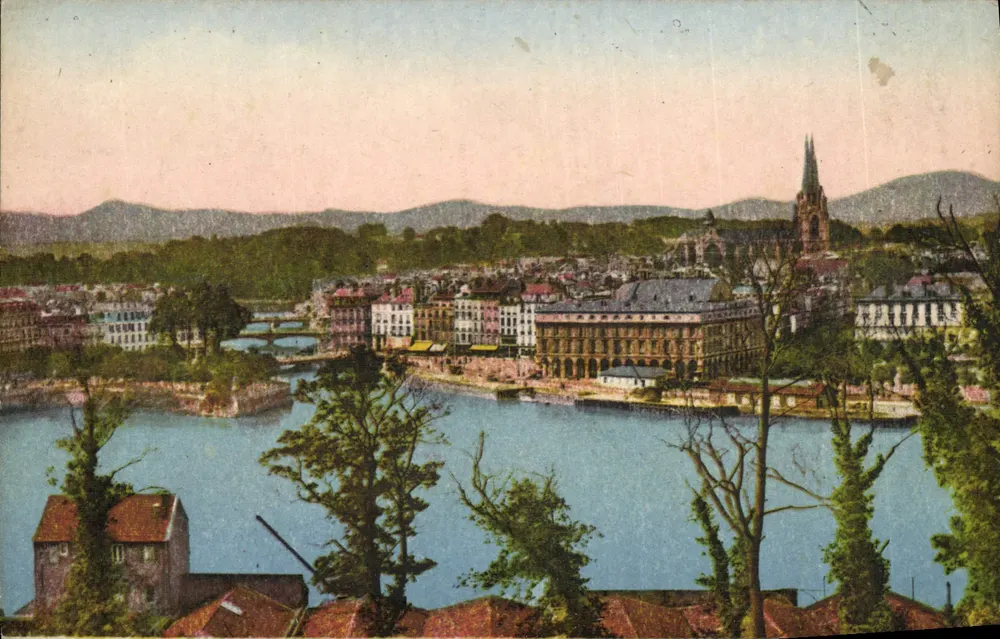 Bayonne — Panorama tomado desde la Ciudadela — C° DES ARTS PHOTOMÉCANIQUES, STRASBOURG, n° 116 - Anverso