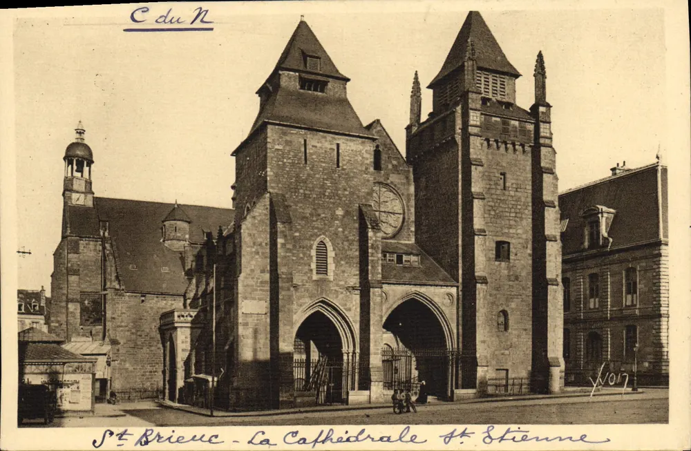 St-Brieuc - A Catedral St-Étienne — Editor La Douce France, n°1 - Frente