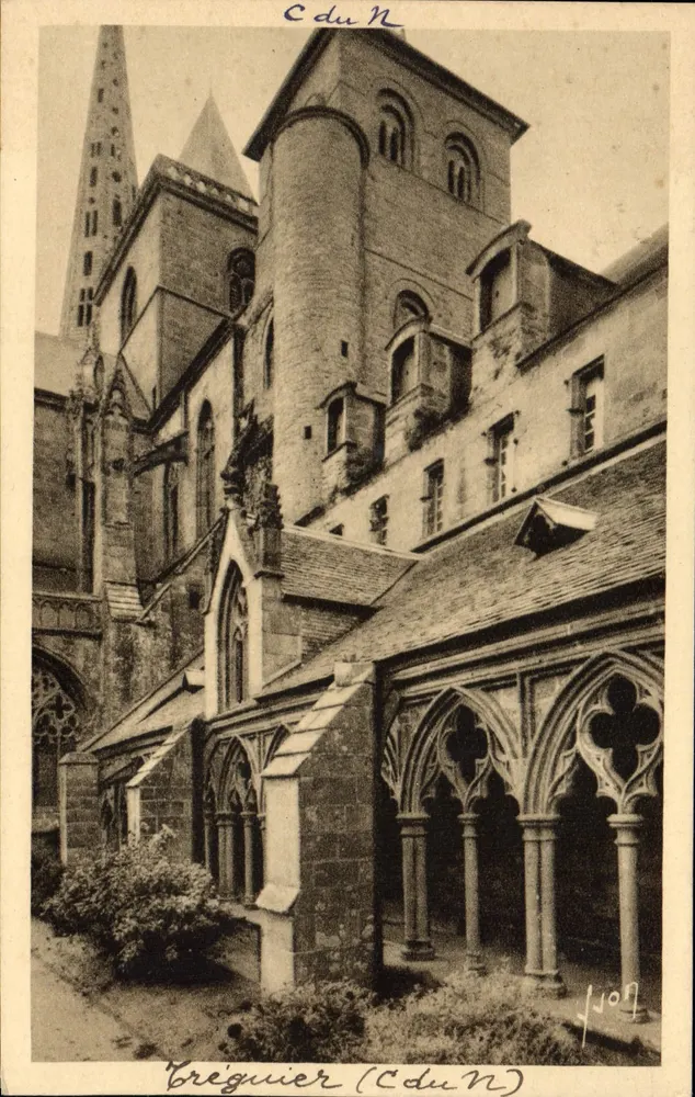 Tréguier (Côtes-du-Nord) — Die Kathedrale, Turm von Hastings und Galerie des Kreuzgangs — Les Éditions d'Art Marrel - Vorderseite