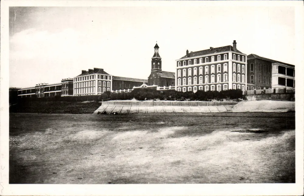 Berck-Plage — Das Seehospiz der Stadt Paris — Verlag G. Réant, n°4 - Vorderseite
