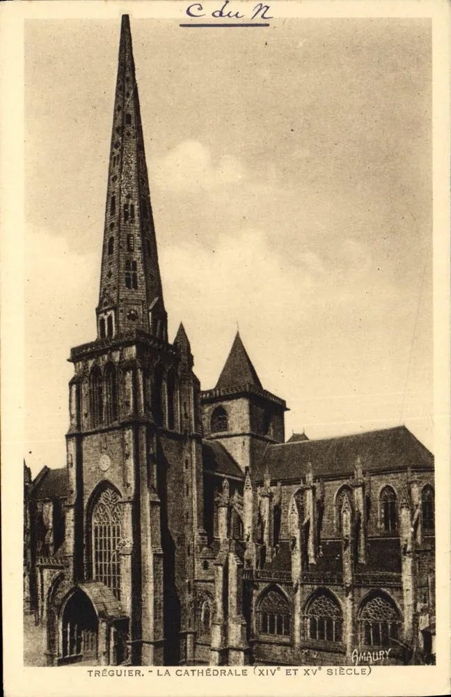 Tréguier - A Catedral (séculos XIV e XV) — Amaury - Frente