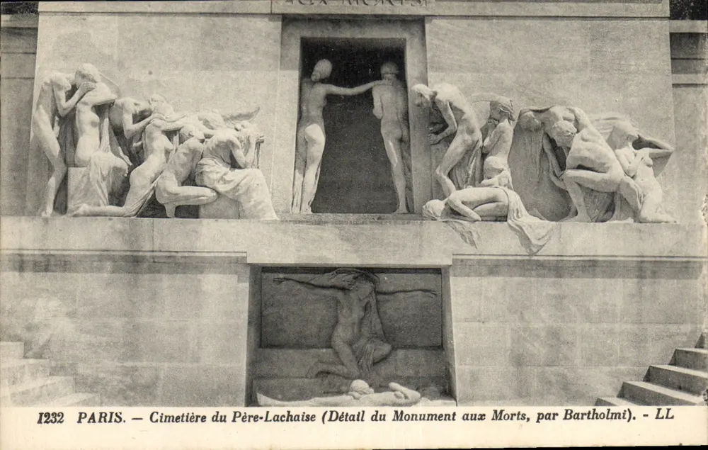 Parigi — Cimitero del Père-Lachaise (Dettaglio del Monumento ai Morti, di Bartholmi) — LL - Recto