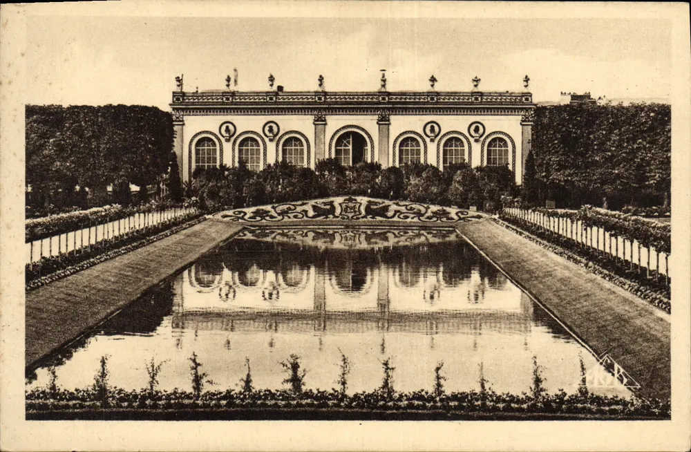 Épernay (Marne) — A Orangeria — Bourgogne Frères, Editor Château-Tbierry - Frente