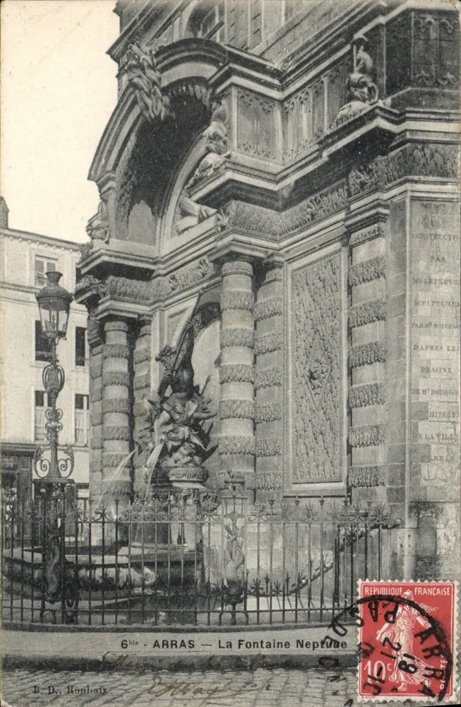 Arras — La Fontaine Neptune — E. D. Roubaix - Frente