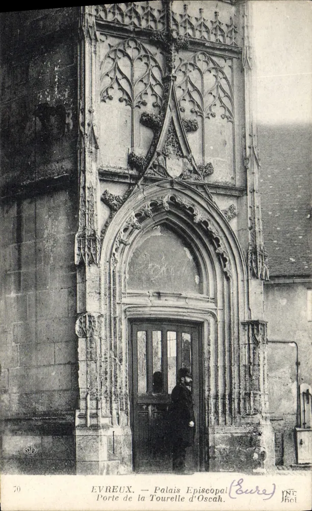 Évreux — Bischofssitz, Tor der Tourrelle d'Oscah - Vorderseite