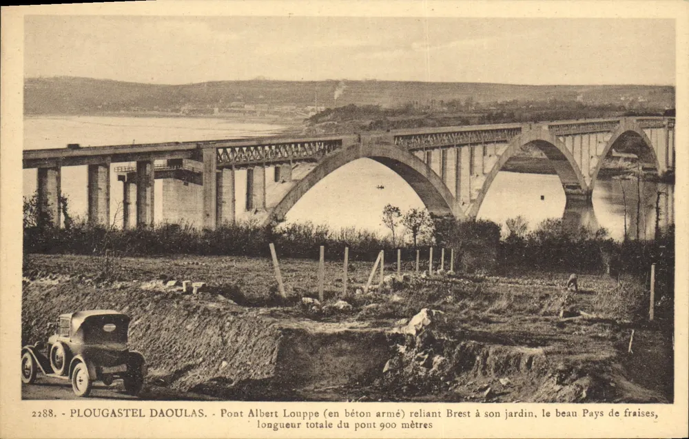 Plougasnél Daoulas — Brücke Albert Louppe (bewehrter Beton) verbindet Brest mit seinem Garten, dem schönen Pays de fraises — Le Doaré, phot. Daoulin - Vorderseite
