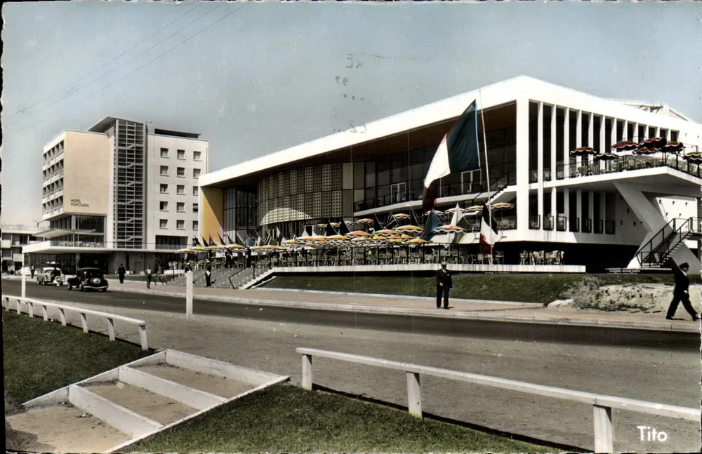 Palast der Kongresse und Hotel de Fohcillan — Royan — Verleger PROMOCOLOR - Vorderseite