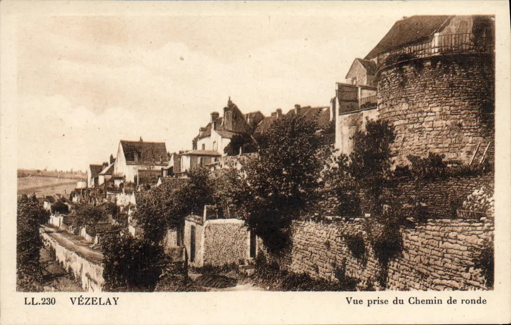 Vézelay — Ansicht vom Steinigen Weg — LL.230 - Vorderseite