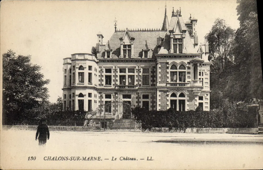 Chalons-sur-Marne — O Castelo — LL. — N° 130 - Frente