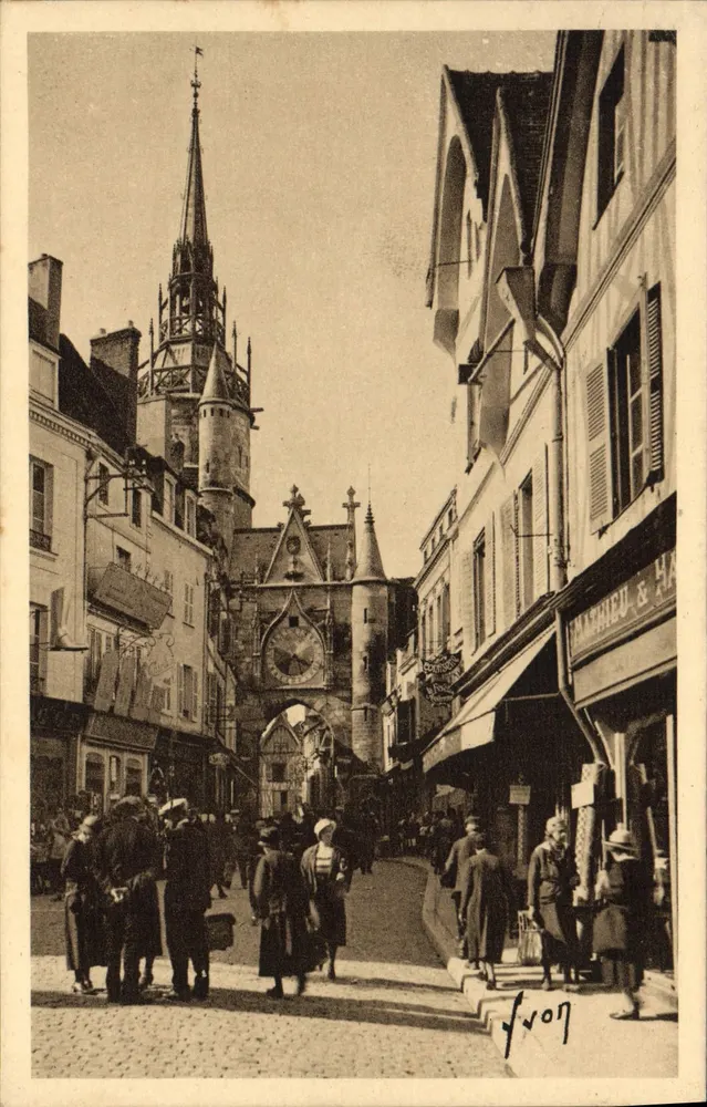 Auxerre — Torre da Relógio (século XV) — Mathieu & Ha — n°345 - Frente