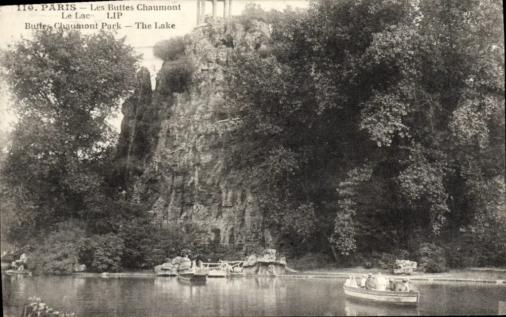Paris — Les Buttes Chaumont — O Lago — LIP - Frente
