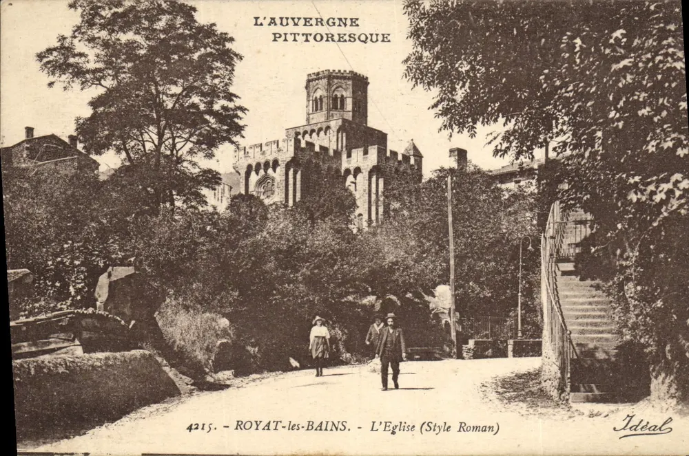Royat-les-Bains — A Igreja (Estilo Romano) — Ideal, n° 4215 - Frente