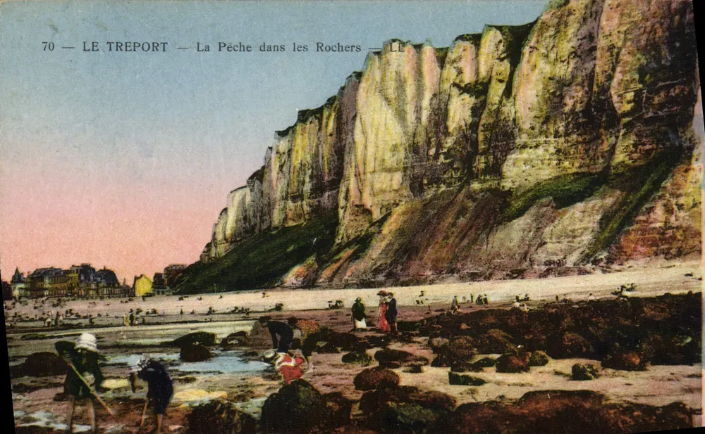 Le Tréport — Pesca nas Rochas — LE - Frente