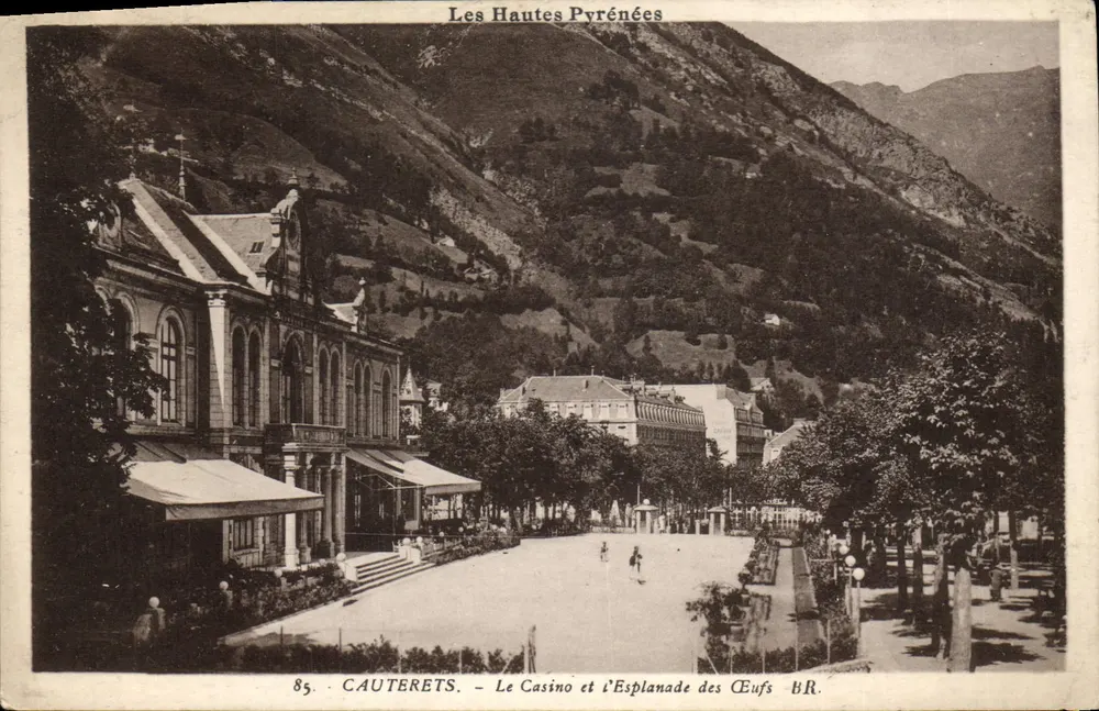 Cauterets - Das Casino und die Esplanade des Eufs — BR. — Les Hautes Pyrénées - Vorderseite