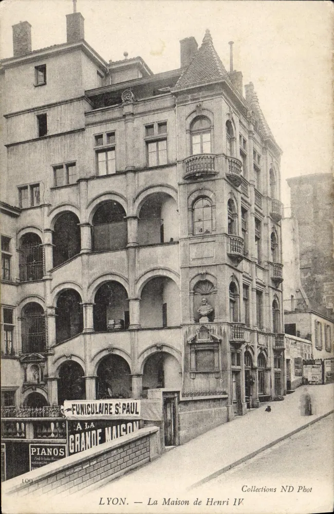 LYON — A Casa de Henri IV — Coleções ND Phot - Frente