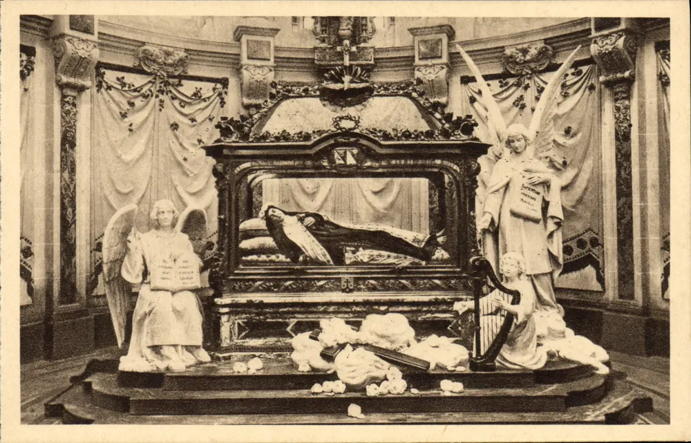Schrein der hl. Thérèse des Kindes Jesu — Marmorbüßer — Verleger nicht sichtbar - Vorderseite