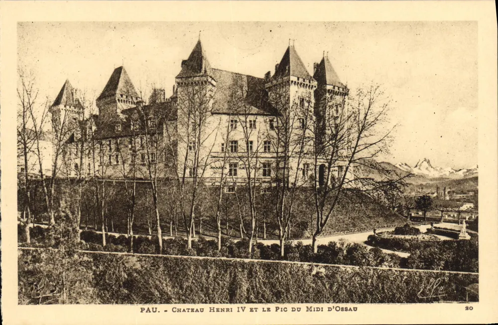 Pau - Schloss Henri IV und der Pic du Midi d'Ossau — Verlag: Labouche Frères, Toulouse, Nr. 20 - Vorderseite