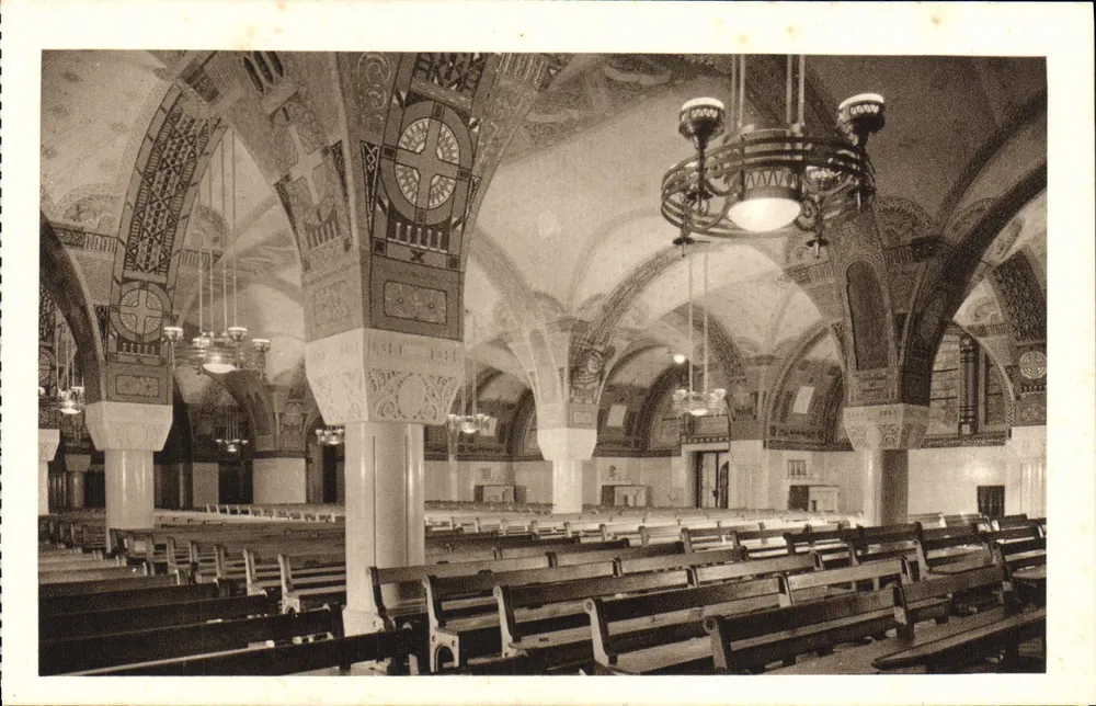 A Cripta — A Basílica de Lisieux — Dépôté - Drager-Paris - Frente