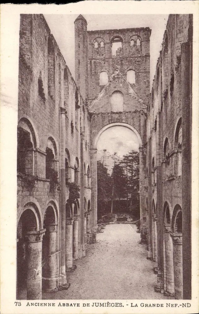 Alte Abtei von Jumièges — Die Große Nave — ND - Vorderseite