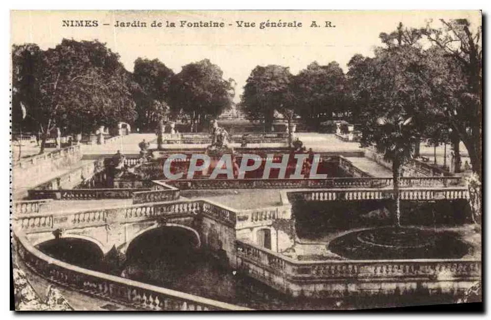 Nîmes — Jardin de la Fontaine — Allgemeiner Blick A.R. - Vorderseite
