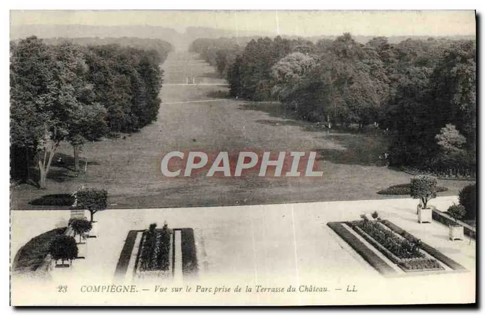 Compiègne — Blick auf den Park von der Schloss-Terrasse aus — LL - Vorderseite