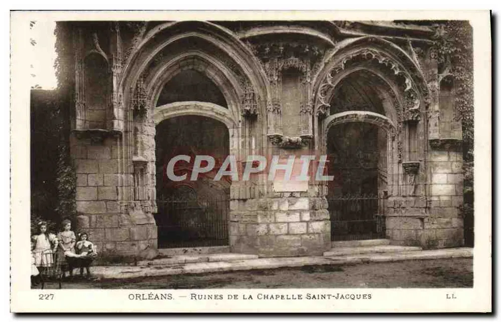 Orléans — Ruínas da Capela Saint-Jacques — Ateliers d'Art André Mailfert - Frente