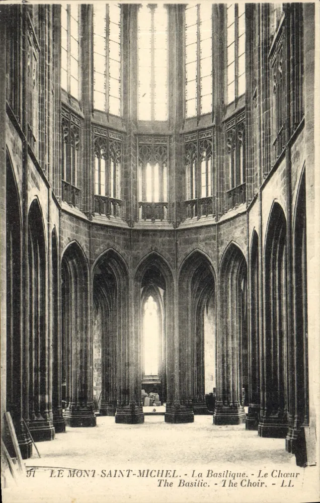 O Mont-Saint-Michel — A Basílica. O Coro — Editor Lévy e Neurdein, n° 91 - Frente