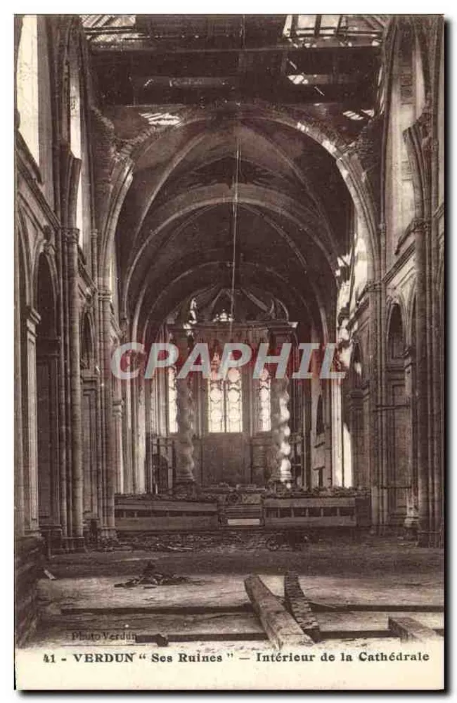 Verdun — Suas Ruínas — Interior da Catedral — Foto Verdun - Frente