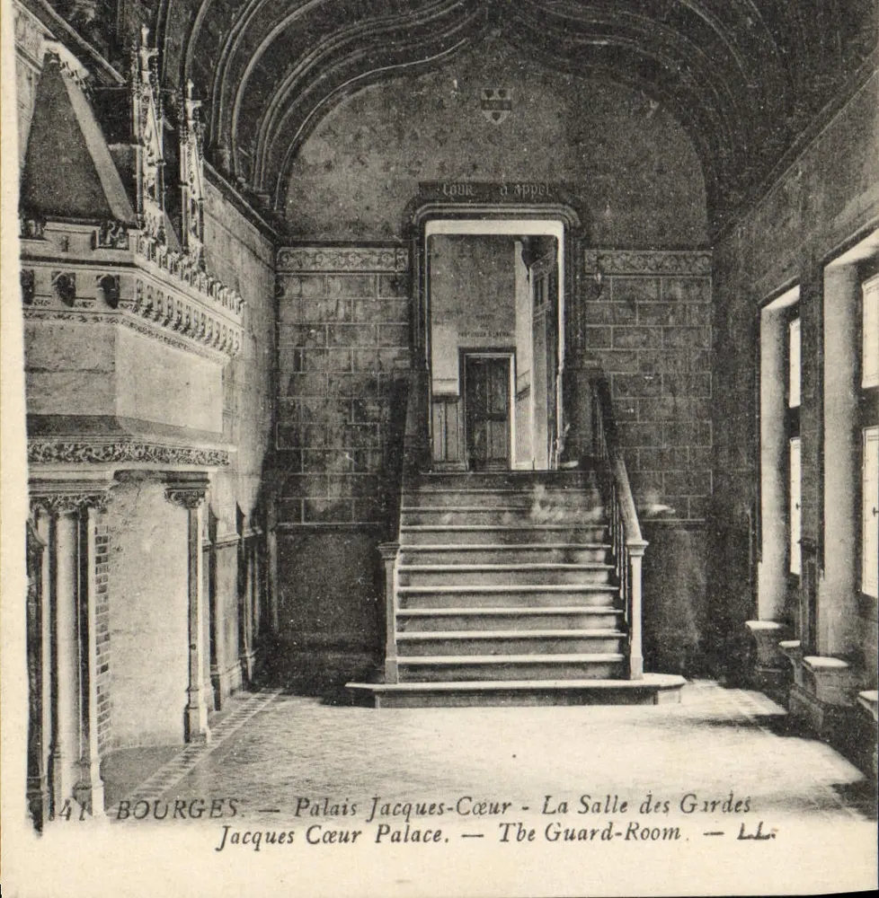 Bourges — Palast Jacques-Cœur — Die Wachstube - Vorderseite