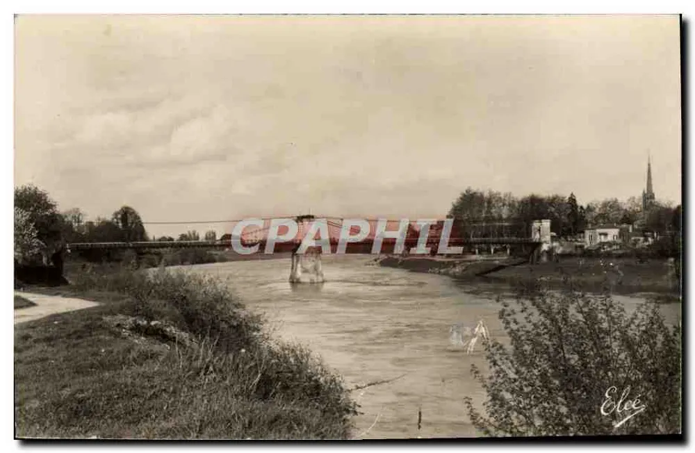 Ste-Foy-la-Grande (Gironde) — Die Hängebrücke über die Dordogne — Originalfoto - Vorderseite