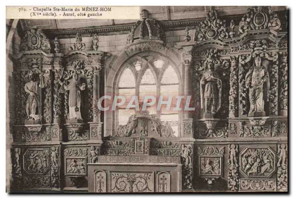 Kapelle Ste-Marie du MÉNEZ-HOM — Linker Altarbereich — Le Doné, Foto. Châtenulin - Vorderseite
