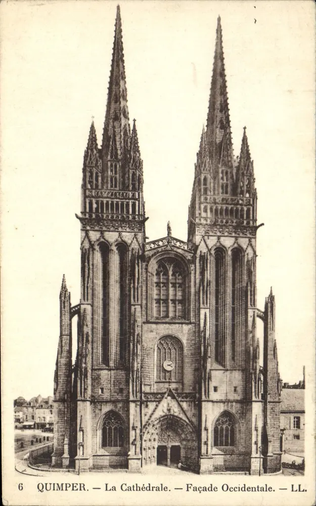 Quimper — A Catedral — Fachada Ocidental — LL. - Frente