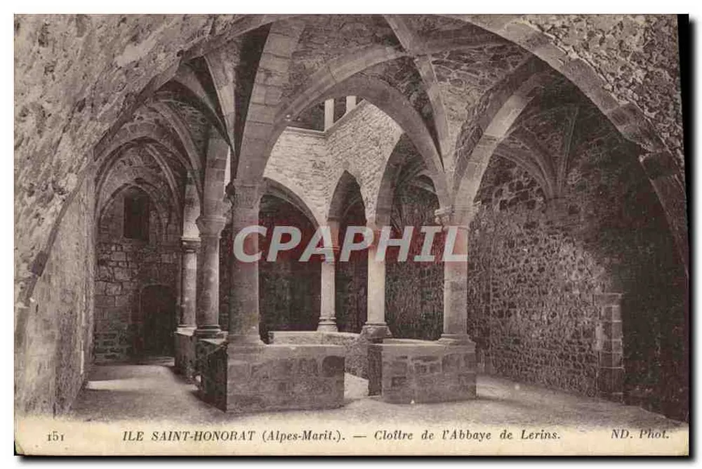 Ilha de Saint-Honorat (Alpes-Maritimes) — Cloître da Abadia de Lérins — ND. Fot. - Frente