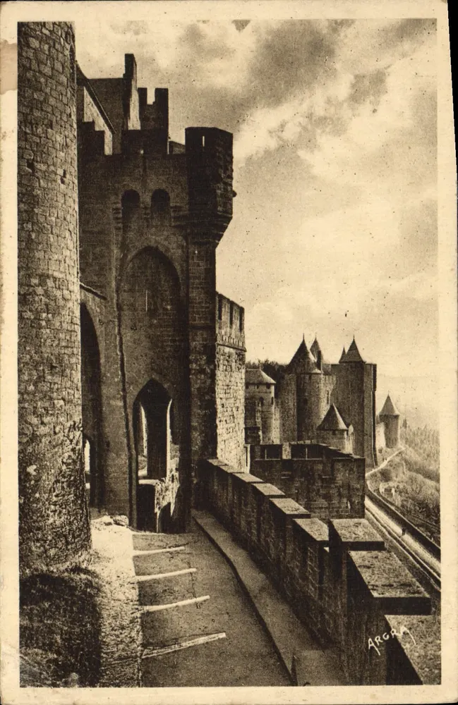 Carcassonne — Die äußeren Verteidigungen und das Tor des Schlosses — Les Arts Graphiques de la Carcassonne - Vorderseite