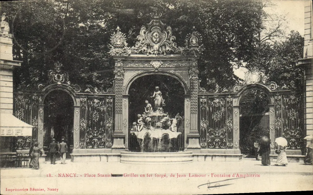 NANCY - Place Stanislas - Eisenwerk-Gitter, von Jean Lamour - Fontäne der Amphitrite - Vorderseite