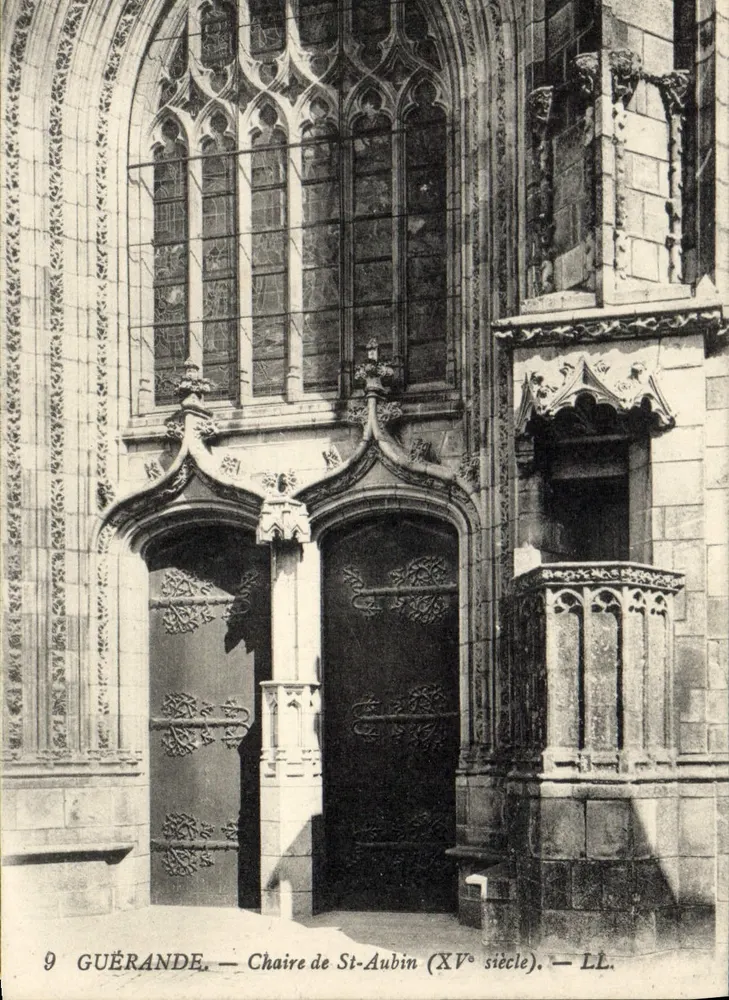 Guérande — Cadeira de St-Aubin (século XV) — LL. - Frente
