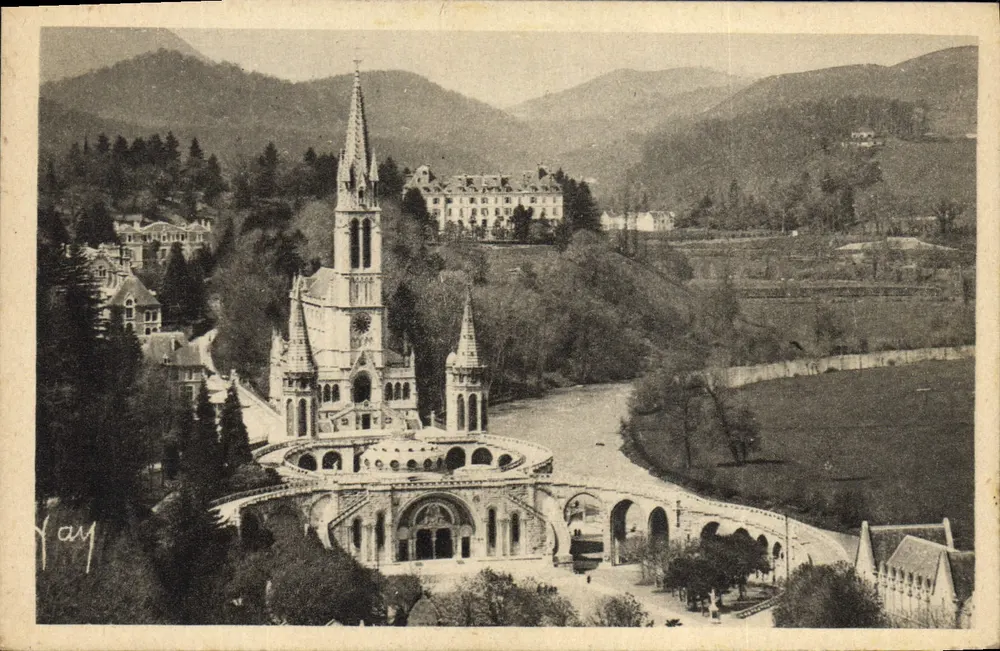 Lourdes — Die Basilika vom Schloss aus gesehen — Edition E. Quinante, Lourdes - Vorderseite