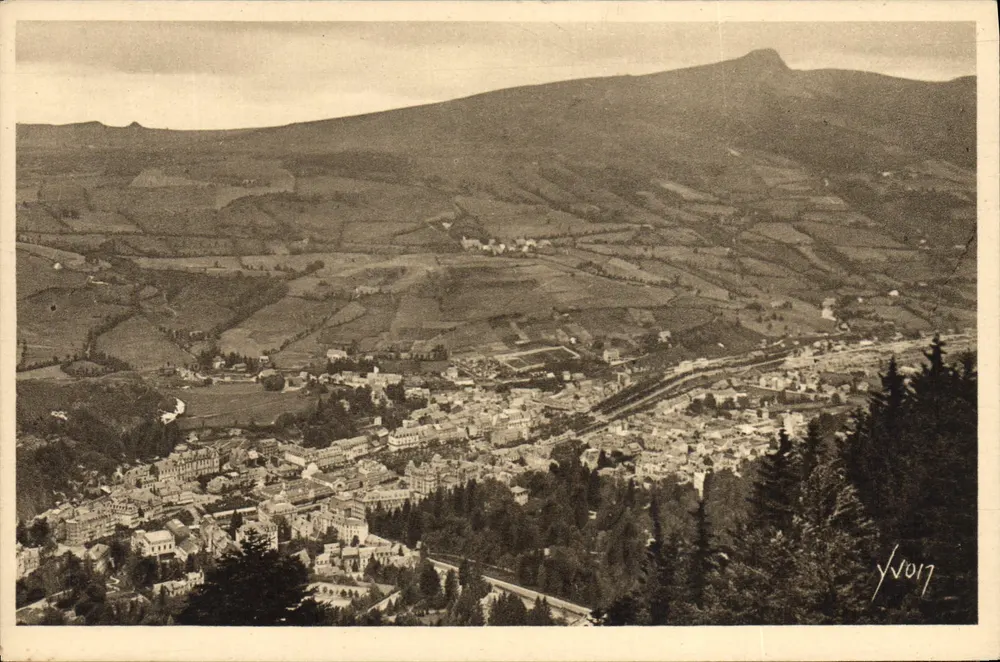 La Bourboule (Puy-de-Dôme) — Panoramablick vom Seilbahnweg — Kunstausgabe von Yvonne, Paris - Vorderseite