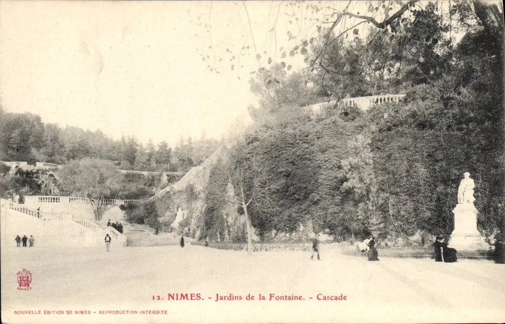 Nîmes - Giardini della Fontaine - Cascata — Nuova Edizione di Nîmes, n°12 - Recto