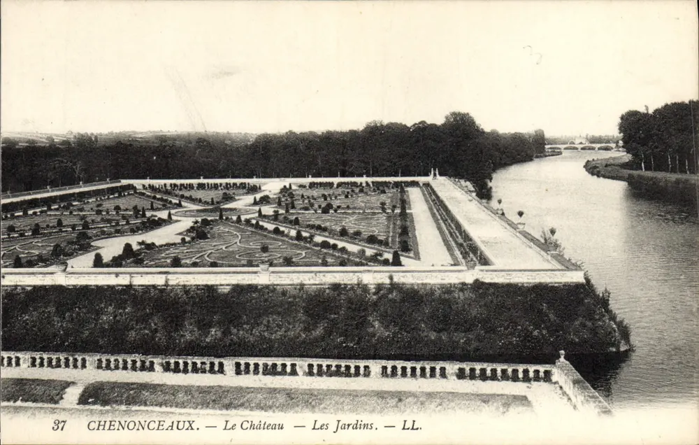 Chenonceaux — O Castelo — Os Jardins — LL. - Frente