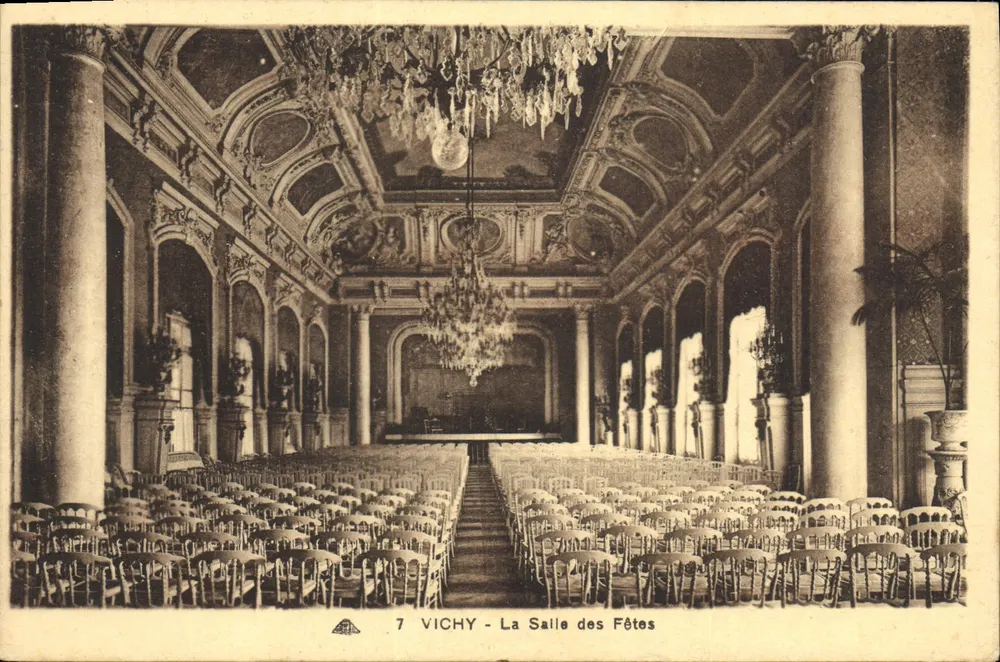 Vichy - A Sala das Festas — editor Ch. des Arts Photomécanique - Frente
