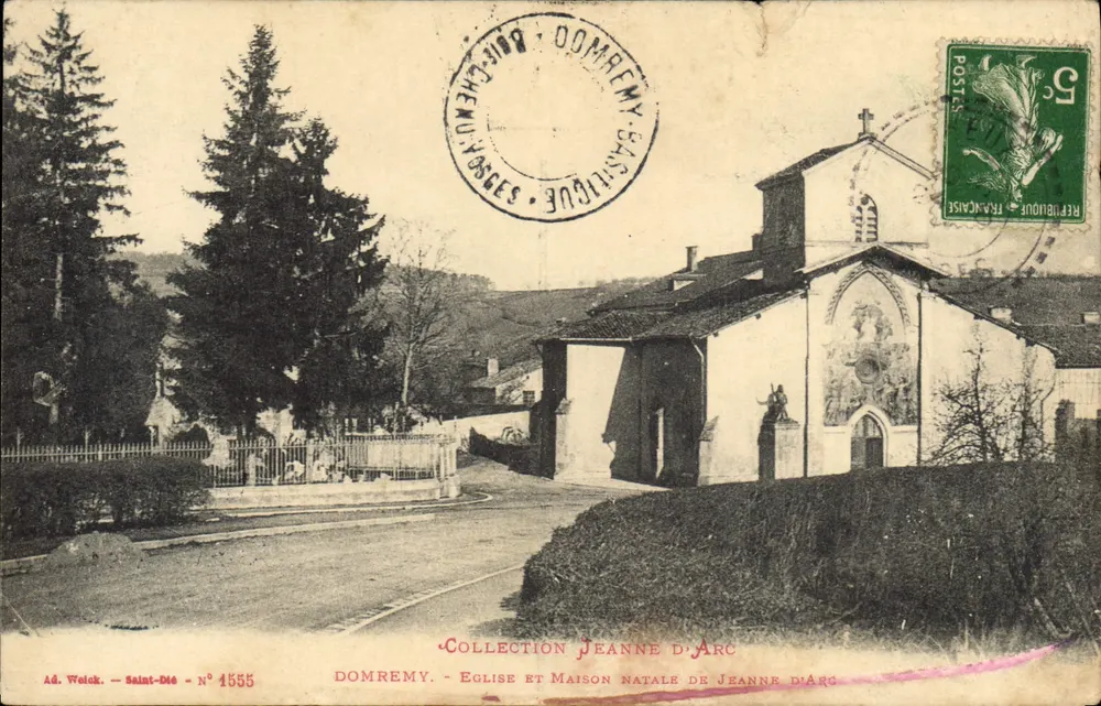 Dommery — Kirche und Geburtshaus von Jeanne d'Arc — Ad. Welch, Saint-Dié, n° 4555 - Vorderseite