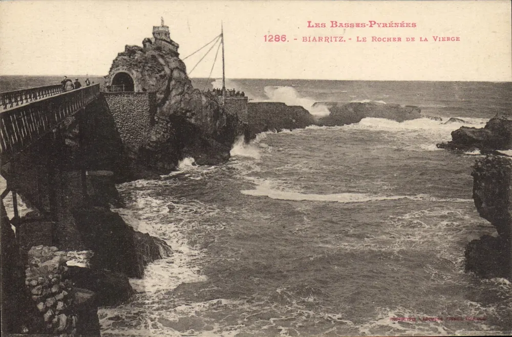 Biarritz - O Rochedo da Virgem — As Baixas-Pirineus, n°1286 - Frente