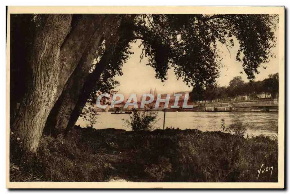 Tours (Indre-et-Loire) — Ufer der Loire - Die Kathedrale und Steinbrücke — Art Editions Yvon, Paris - Vorderseite