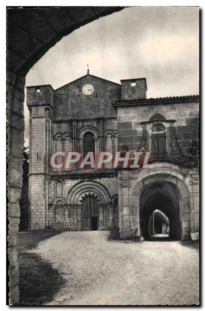 Abtei Bassac — Fassade der Kirche und Eingang (17. Jahrhundert) — Éditions A. Gilbert - Vorderseite